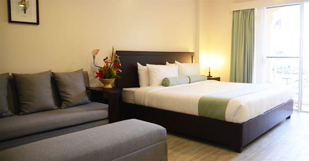 Subic Coco Hotel Olongapo Exterior photo